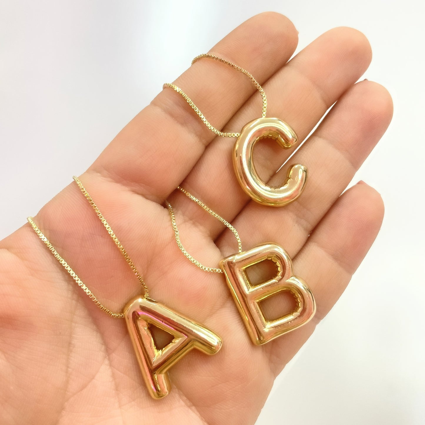 Collar Inicial Glossy