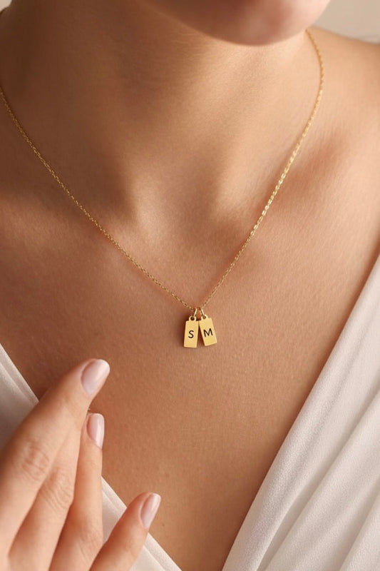 Collar Love Tags. Personalizado con iniciales